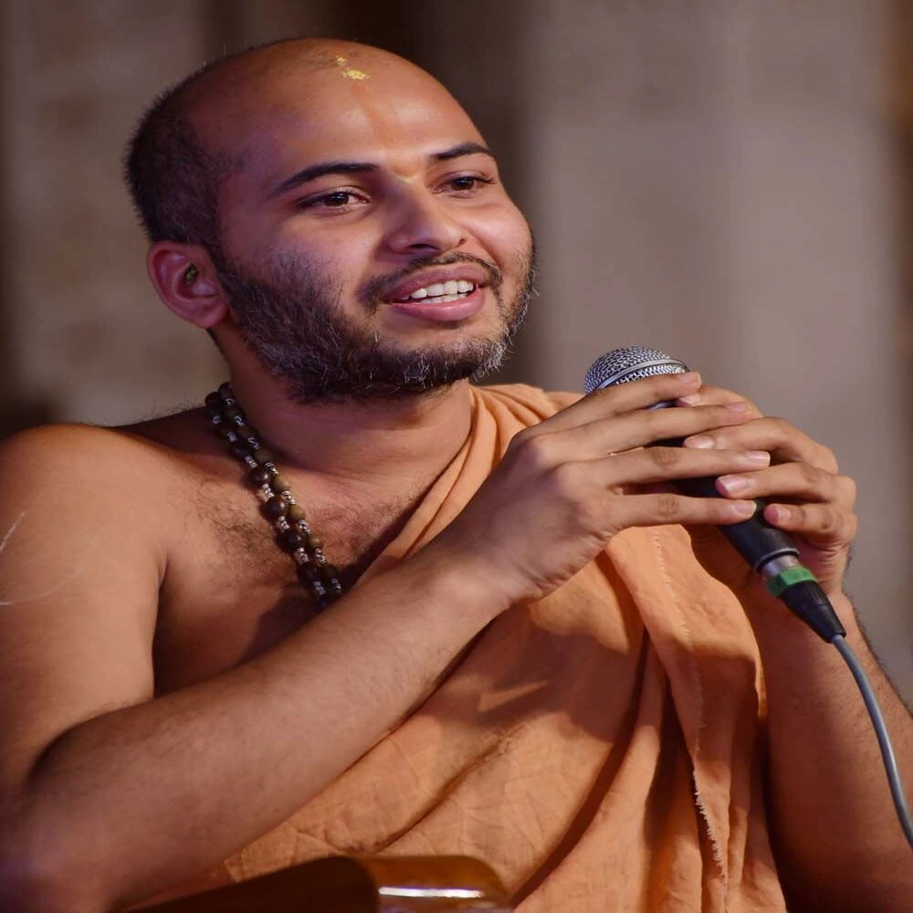 H. H. Shri Shri Eeshapriya Theertha Swamiji
